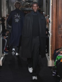 Look 48