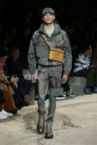 Look 5