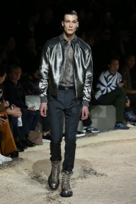 Look 9