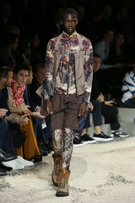 Look 17