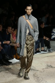 Look 19
