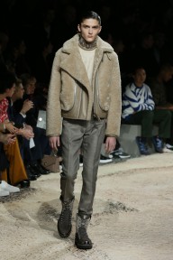 Look 20