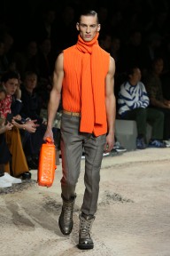 Look 24
