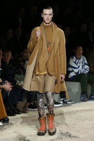 Look 25