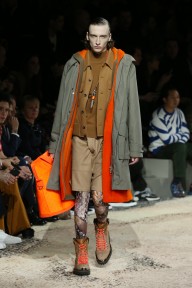 Look 28