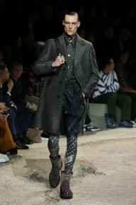 Look 37
