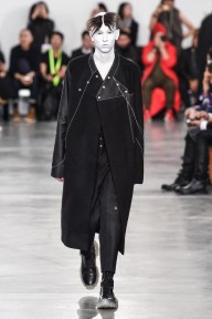 Look 15