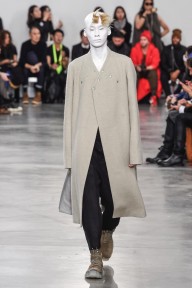 Look 19