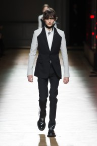Look 7
