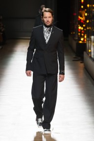 Look 9
