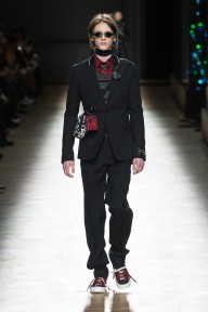 Look 15