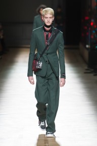 Look 25