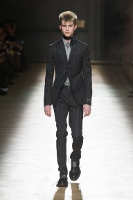 Look 49