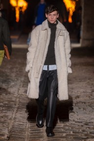 Look 30