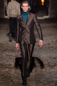 Look 50