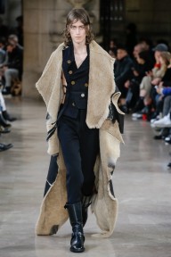 Look 13