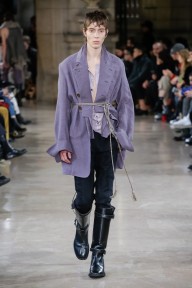 Look 18