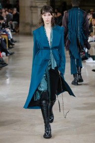 Look 27