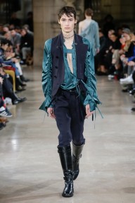 Look 28