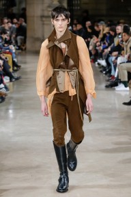 Look 32