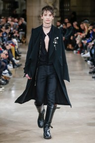Look 39