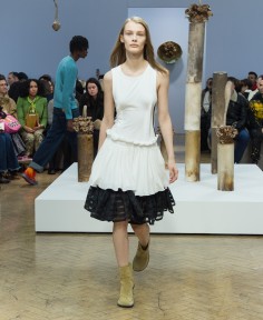 Look 15