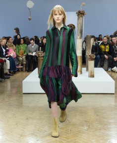 Look 18