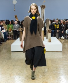 Look 30