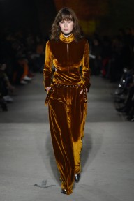 Look 7