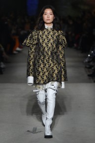 Look 12