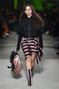 Look 40