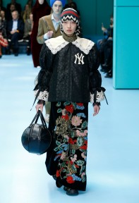 Look 18