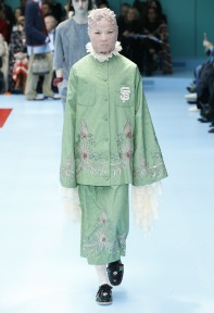 Look 50