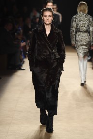 Look 13