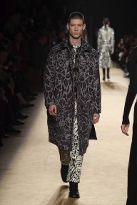 Look 17