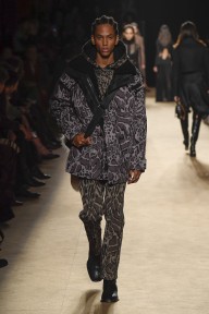 Look 19