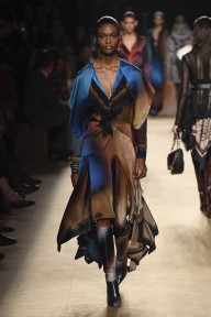 Look 30