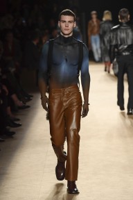 Look 35