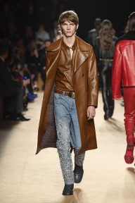 Look 37