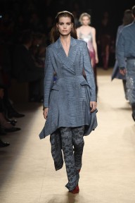 Look 54