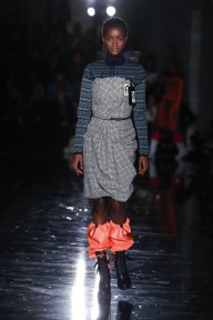 Look 18