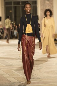 Look 14