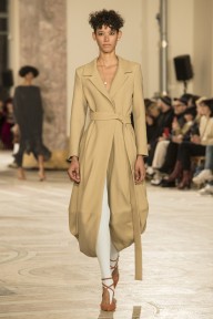 Look 19