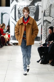 Look 3