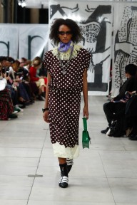 Look 25