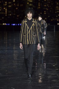 Look 4