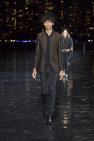 Look 12