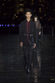 Look 17