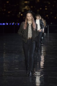 Look 19