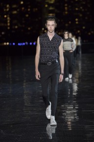 Look 26